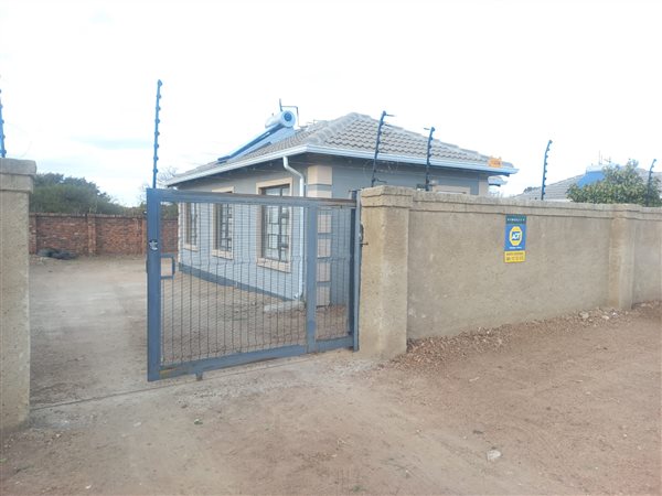 3 Bedroom House 3 Bedroom House