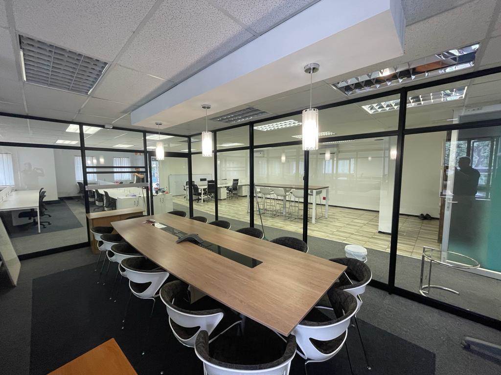 365.77  m² Commercial space in Rosebank photo number 7