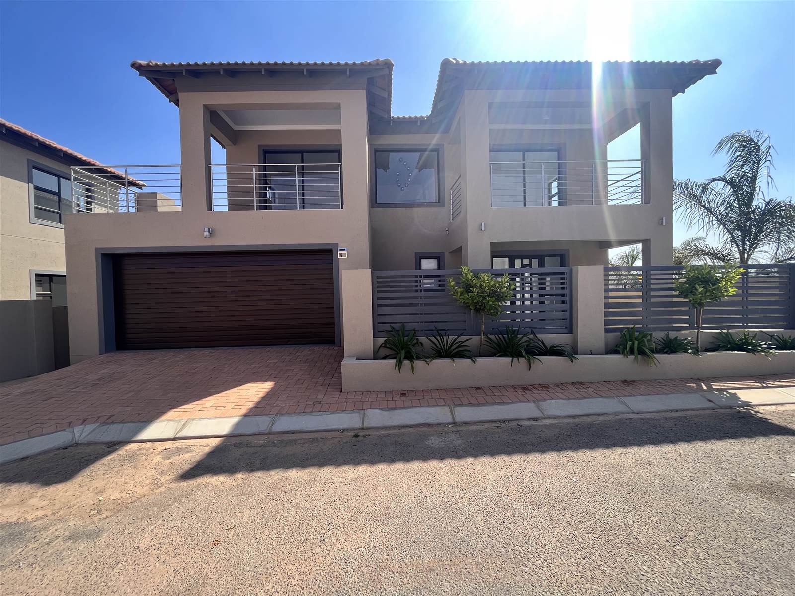 3 Bed House in Wilkoppies photo number 2