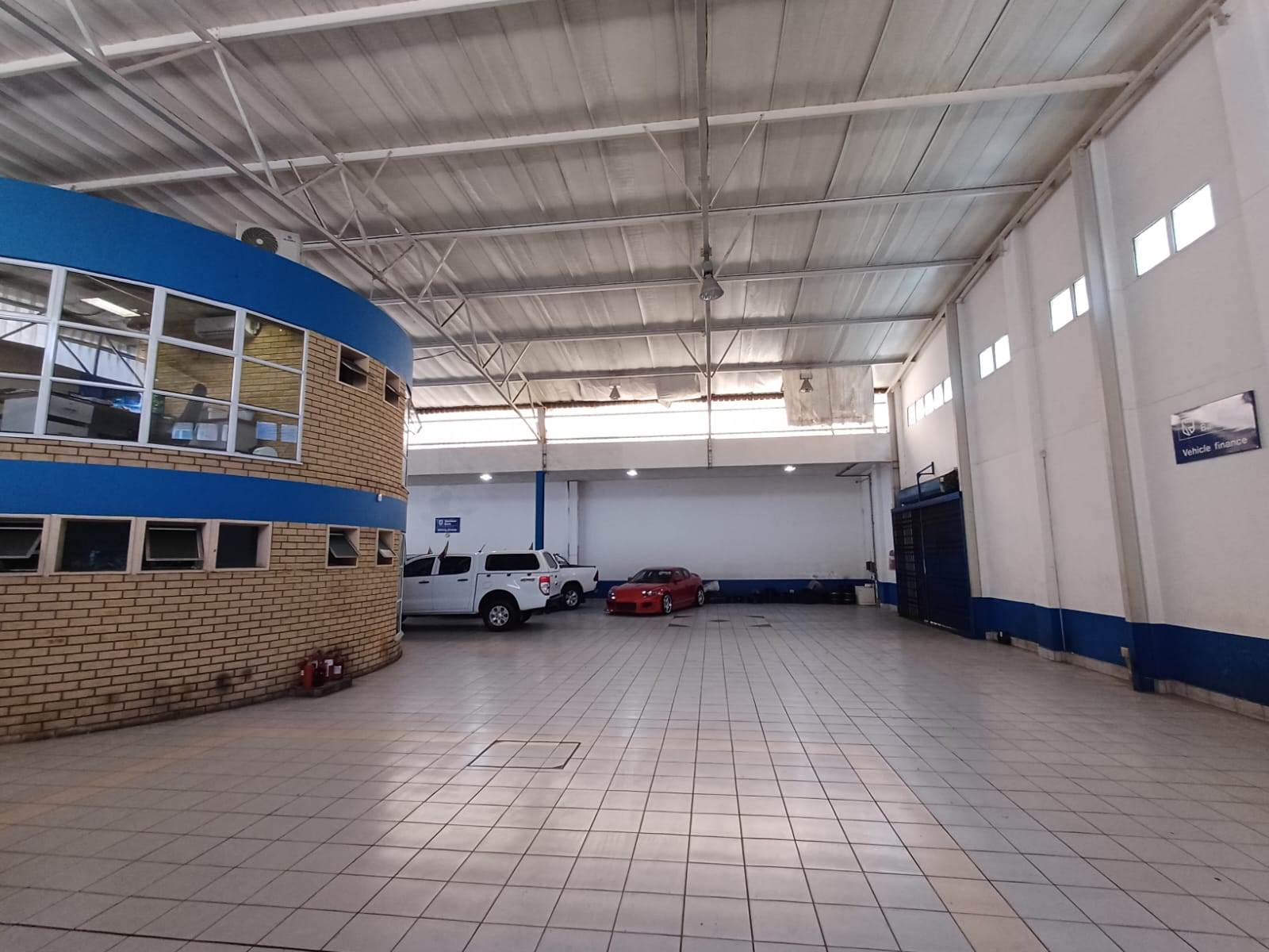 925  m² Industrial space in Durban CBD photo number 9