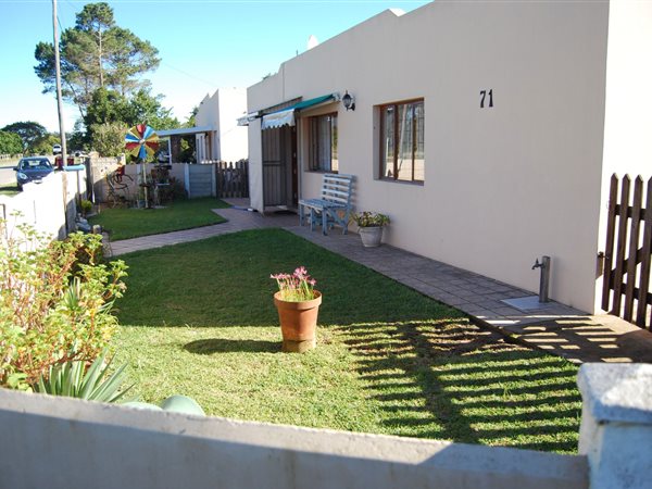 2 Bedroom House 2 Bedroom House