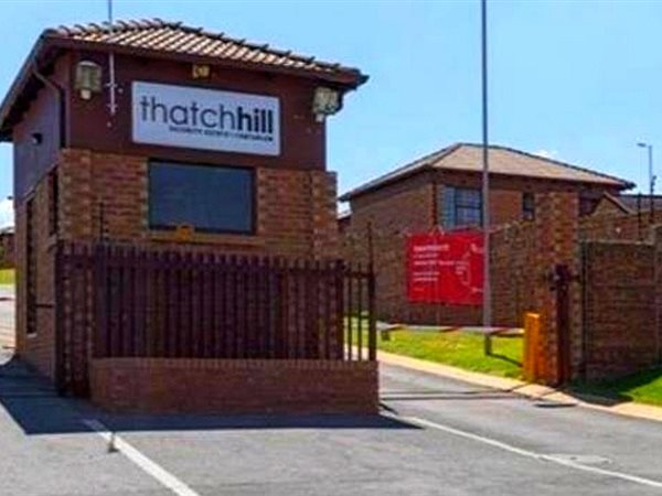 2 Bed House in Thatch Hill Estate