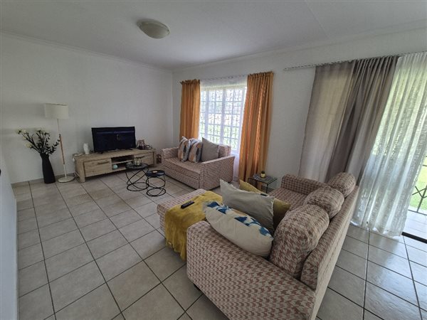 2 Bedroom House 2 Bedroom House