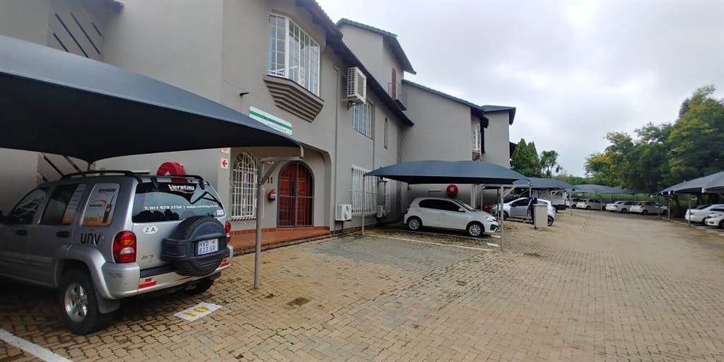 43  m² Commercial space in Kempton Park Central photo number 3