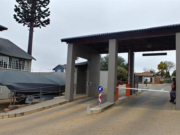 43  m² Commercial space in Kempton Park Central