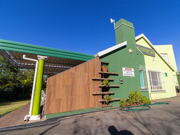 6 Bedroom House 6 Bedroom House