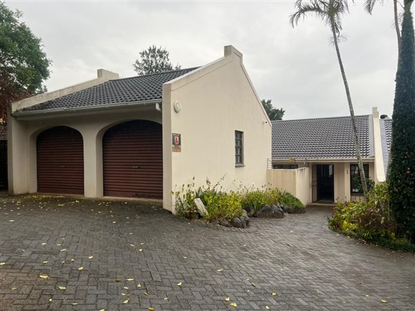 3 Bedroom Townhouse 3 Bedroom Townhouse