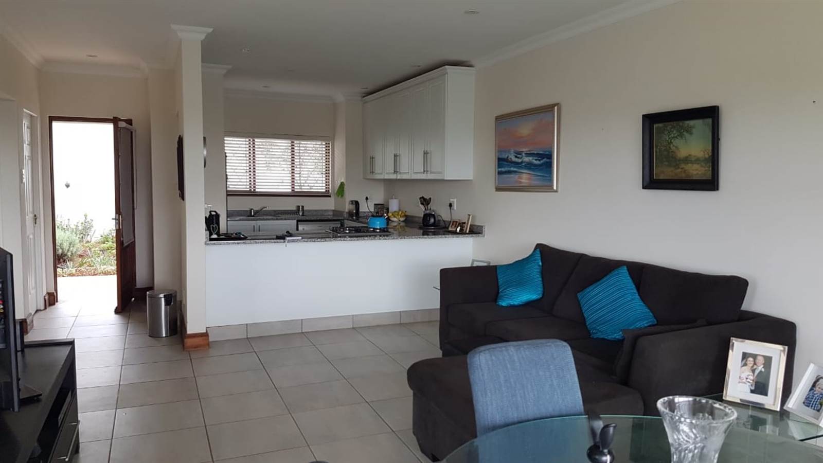 1 Bed Apartment in Howick photo number 5