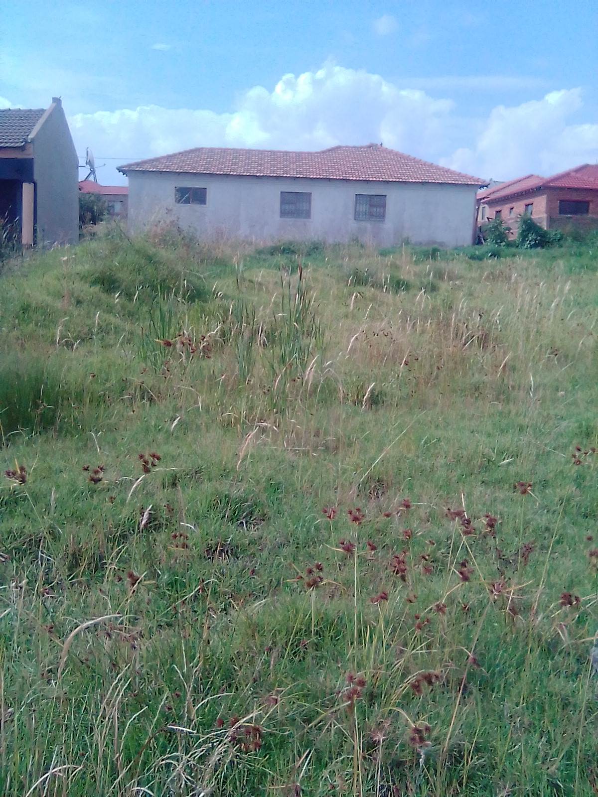 65 m² Land available in Mohlakeng photo number 2
