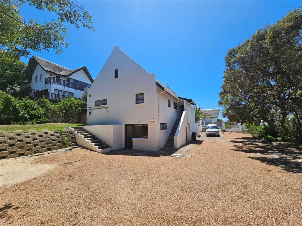 5 Bed House in St Francis Bay photo number 22