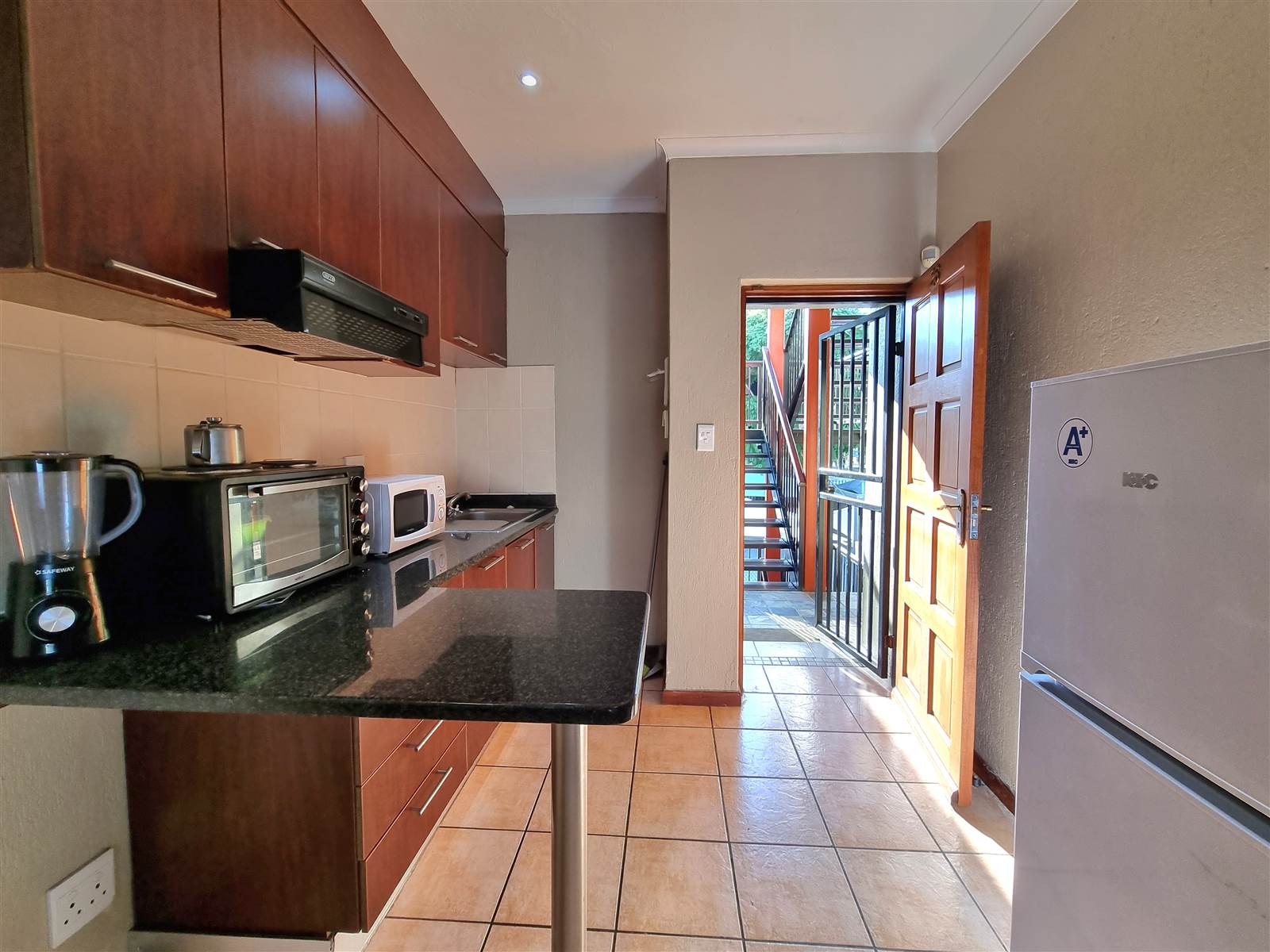 1 Bed Apartment in Nelspruit Central photo number 8