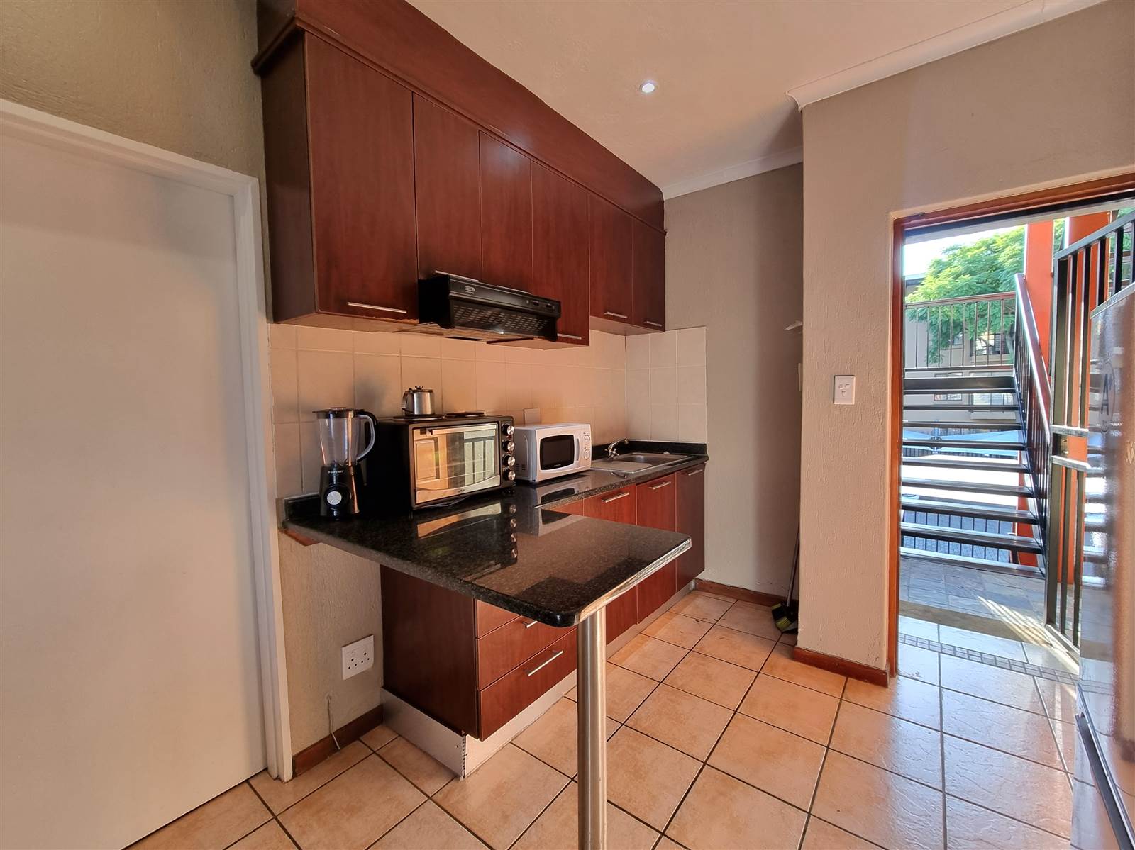 1 Bed Apartment in Nelspruit Central photo number 7