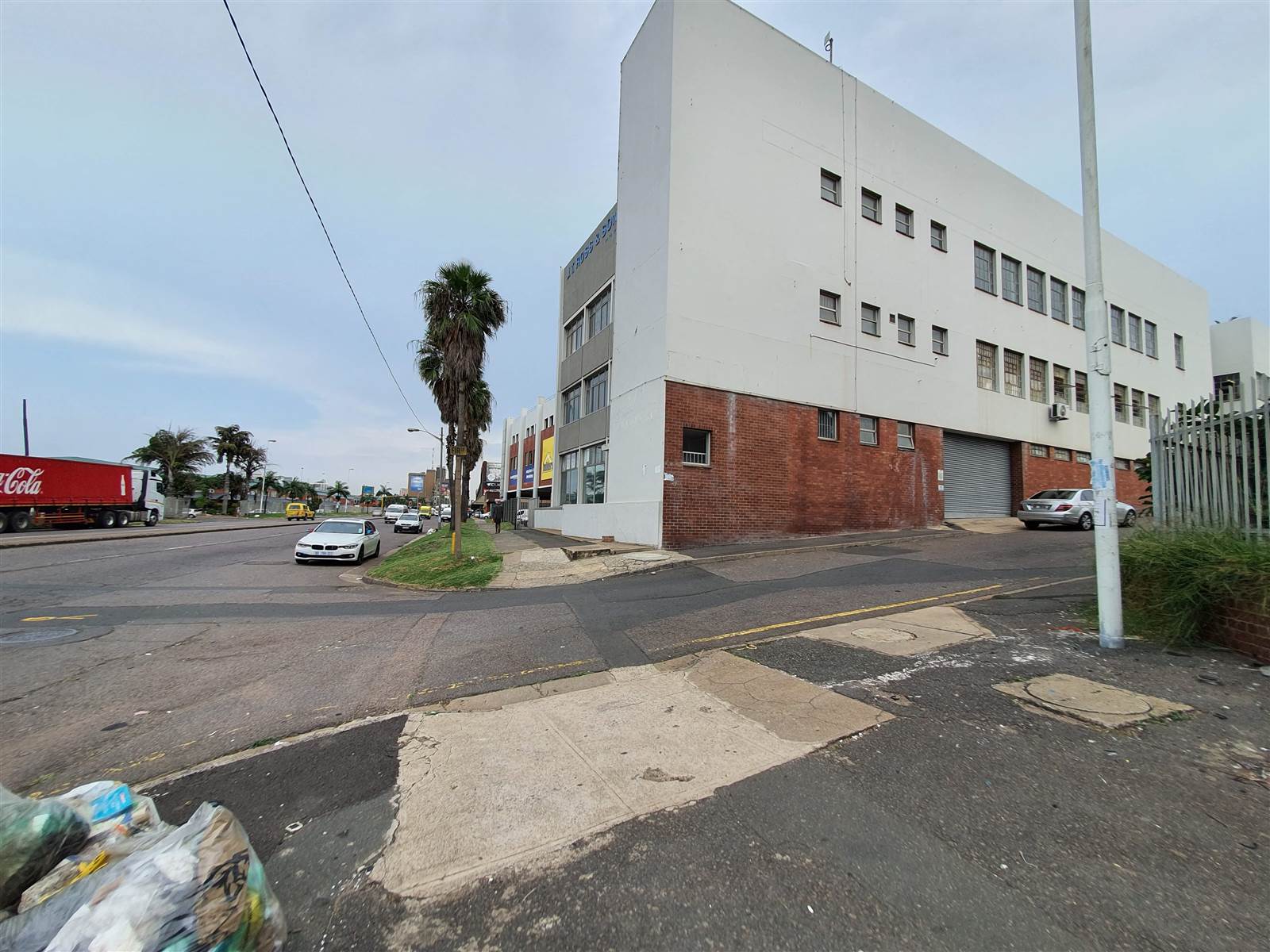 582  m² Commercial space in Greyville photo number 2