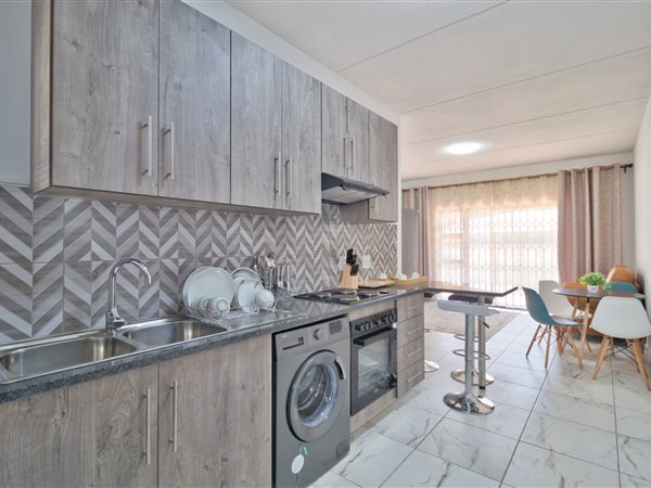 2 Bed Apartment