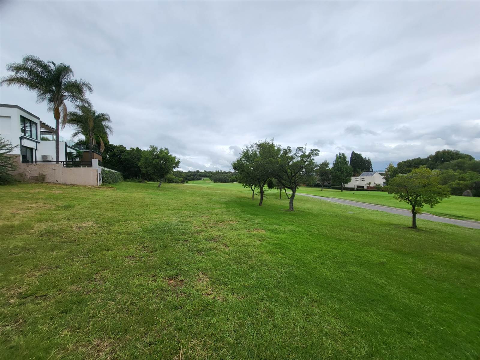 973 m² Land available in Dainfern Golf Estate photo number 1