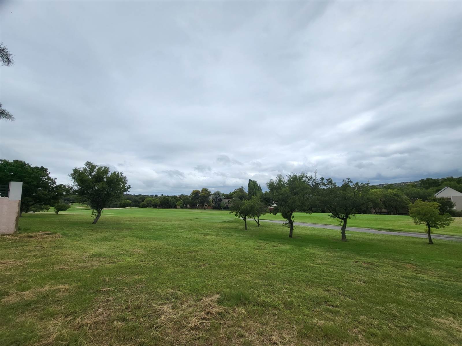 973 m² Land available in Dainfern Golf Estate photo number 5