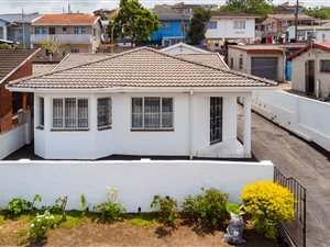 3 Bed House in Bayview
