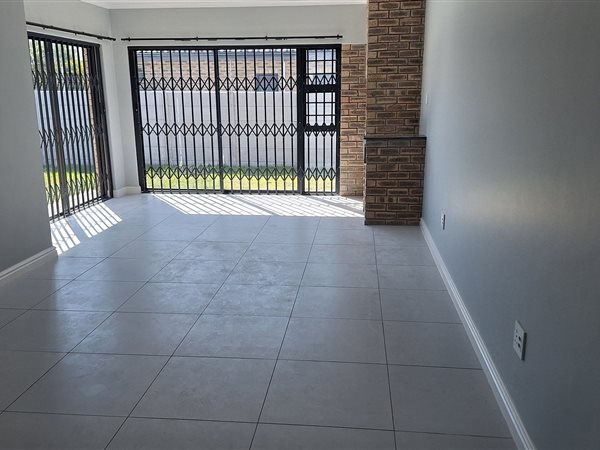 4 Bedroom House 4 Bedroom House