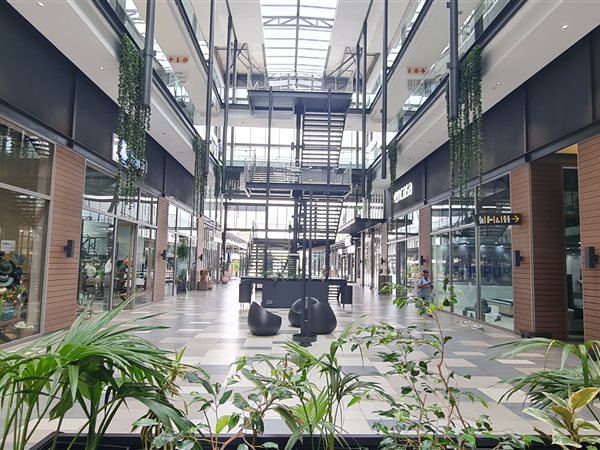 87  m² Retail Space