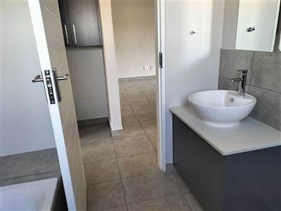 3 Bed Apartment in Raslouw photo number 3