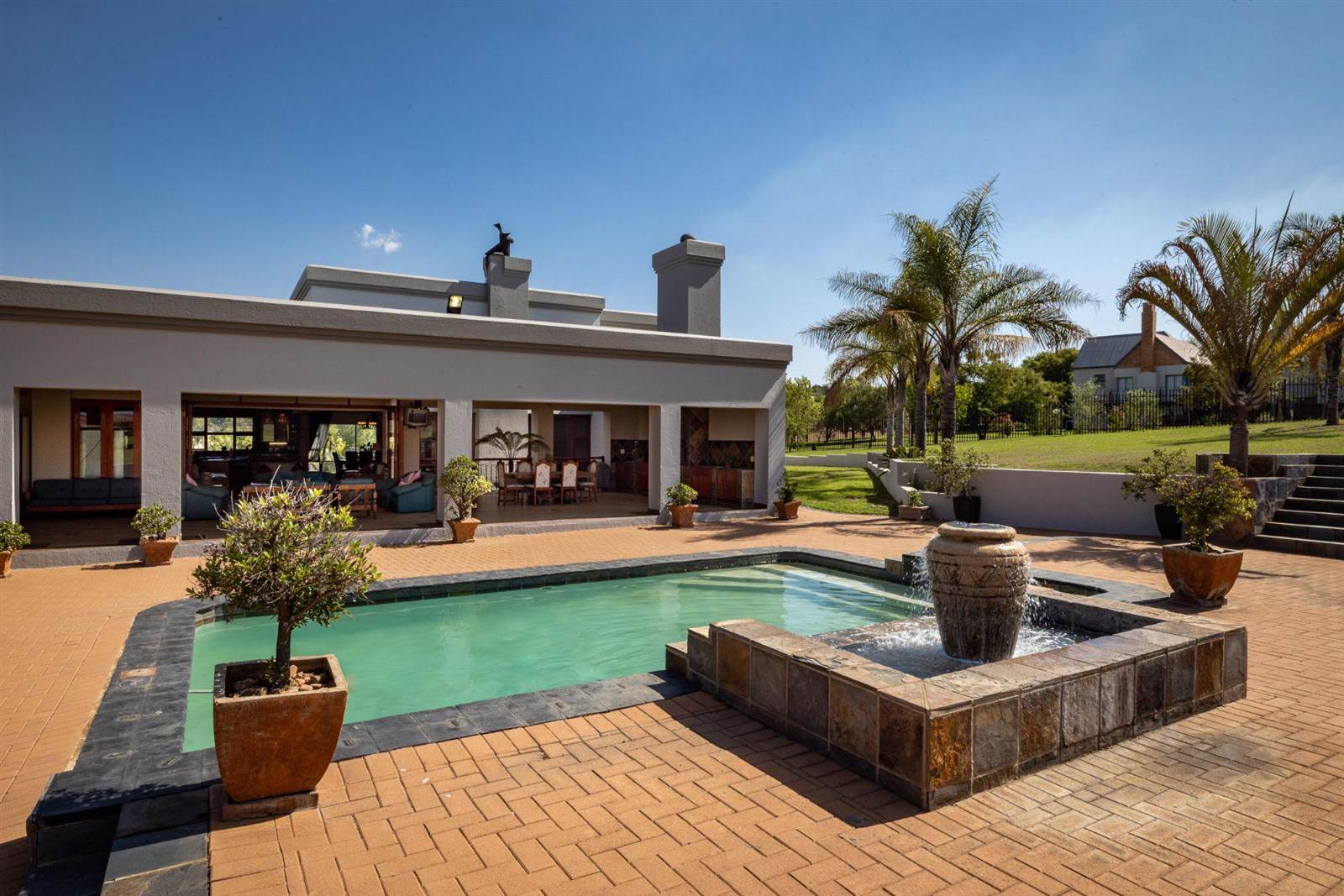 5 Bed House in Mooikloof Equestrian Estate photo number 1