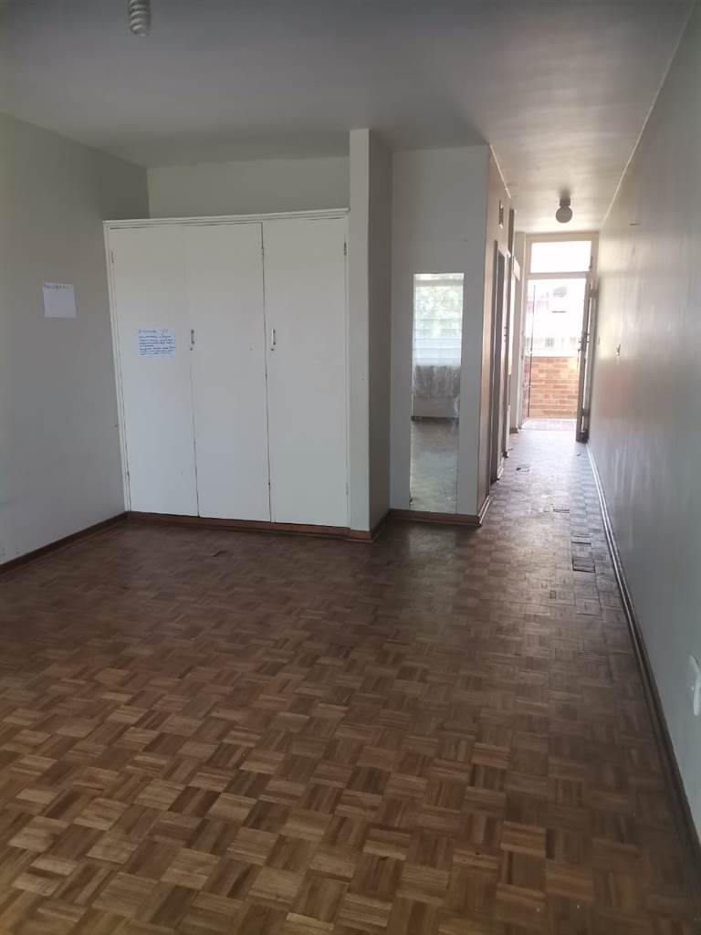 1 Bed Apartment in Empangeni photo number 1