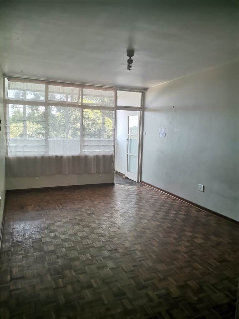 1 Bed Apartment in Empangeni photo number 3