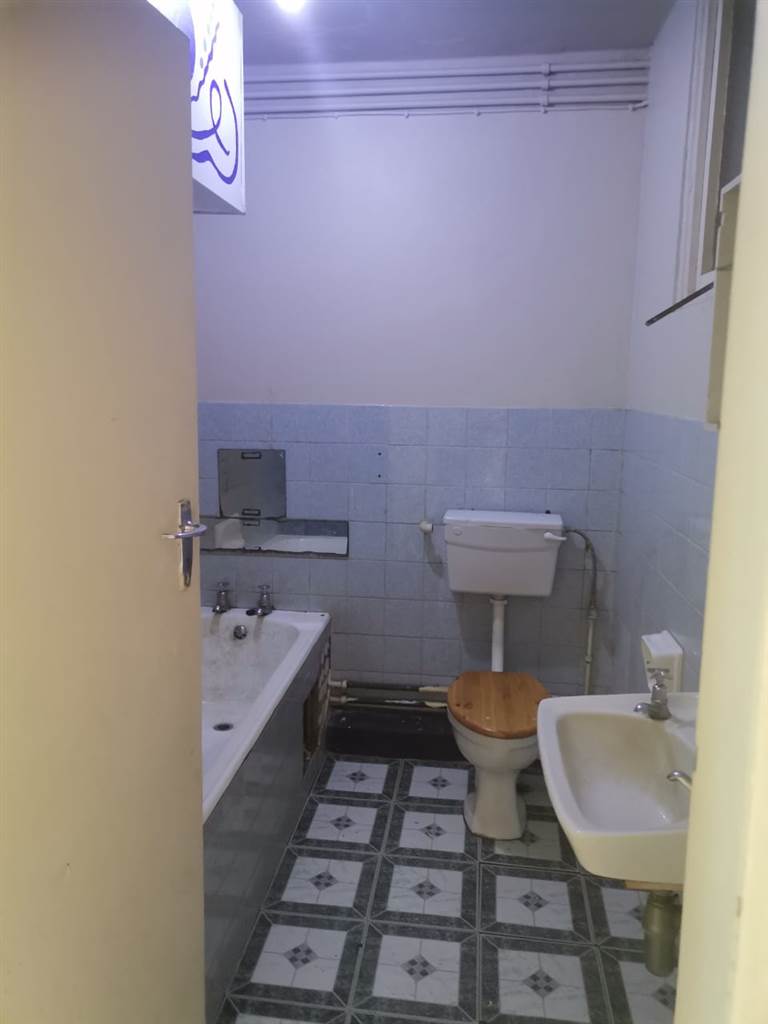 1 Bed Apartment in Empangeni photo number 6