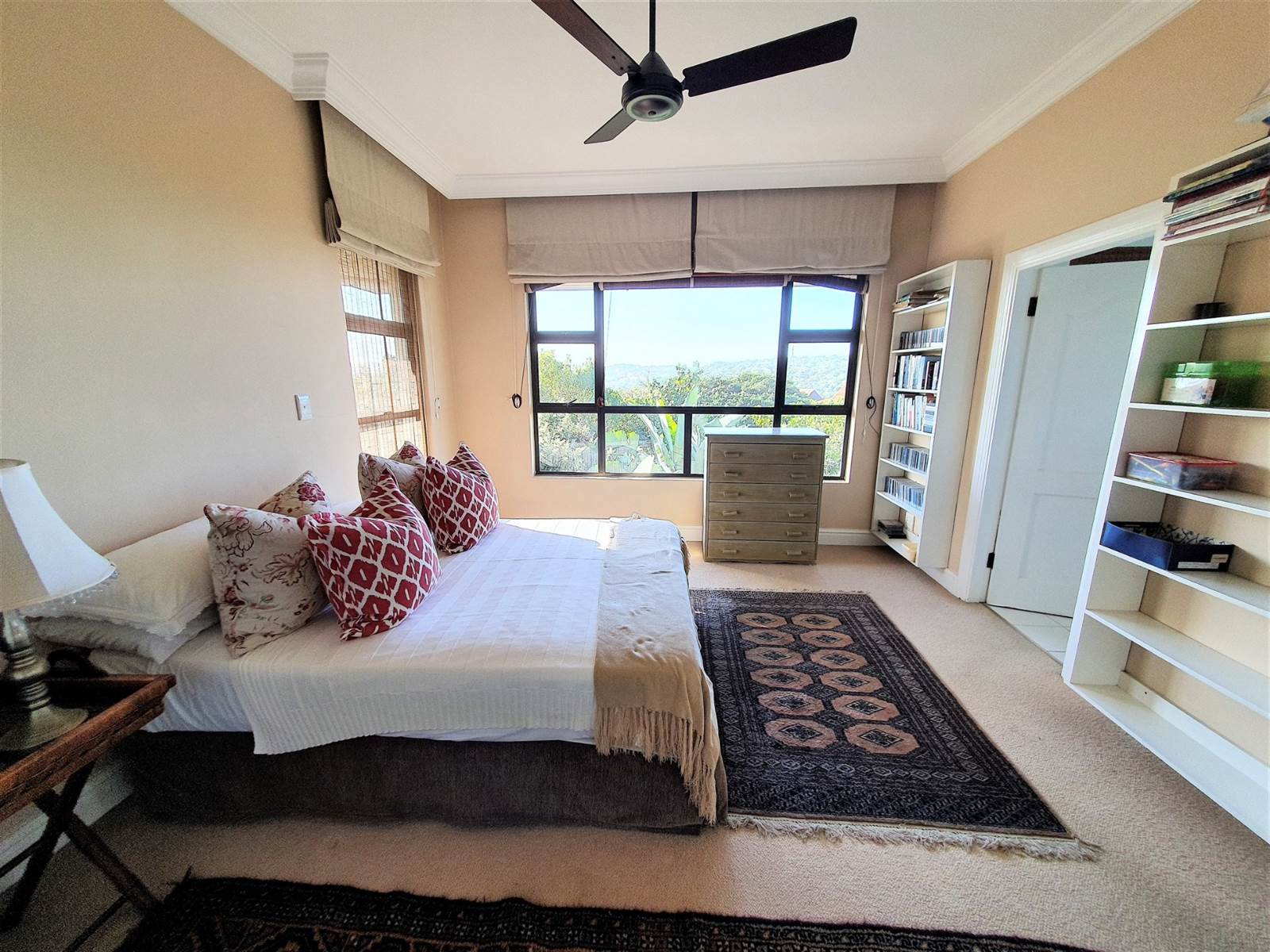 4 Bed Apartment in Zimbali Estate photo number 12