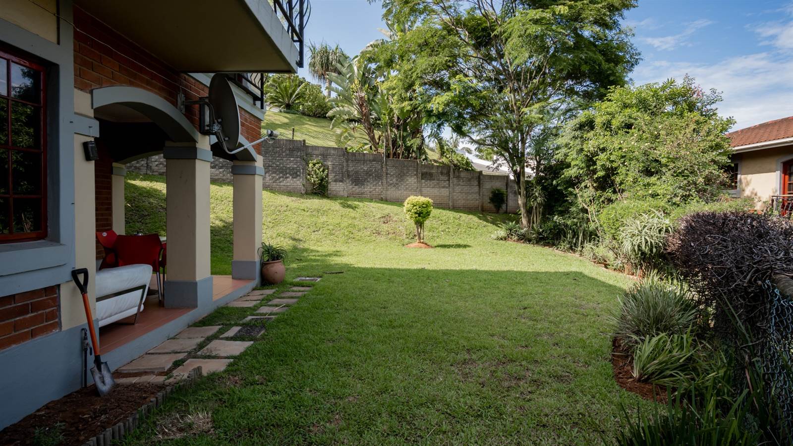 3 Bed Townhouse in La Lucia photo number 28