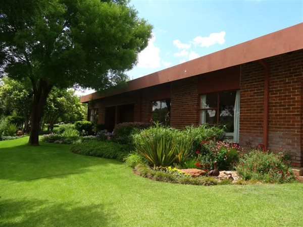 6.4 ha Smallholding 6.4 ha Smallholding