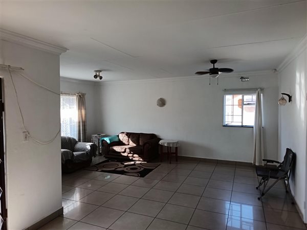 3 Bedroom House 3 Bedroom House