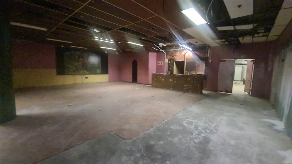 225  m² Commercial space in Pretoria Central photo number 8