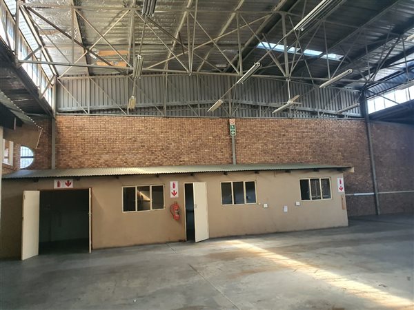 820  m² Industrial space