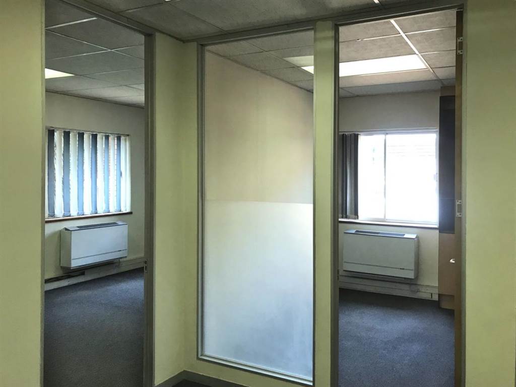 153  m² Office Space in Bedfordview photo number 7