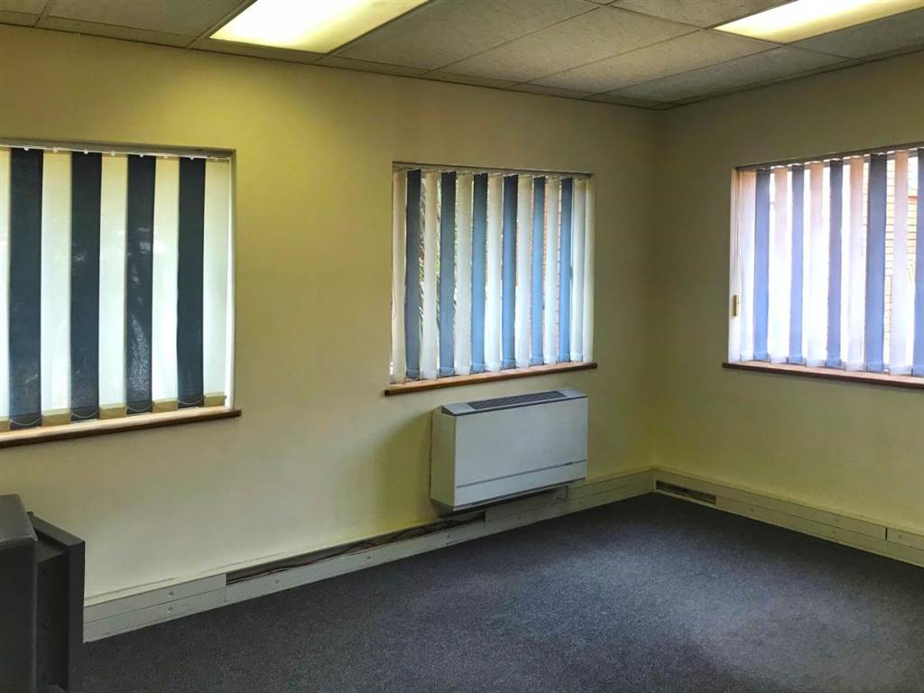 153  m² Office Space in Bedfordview photo number 8