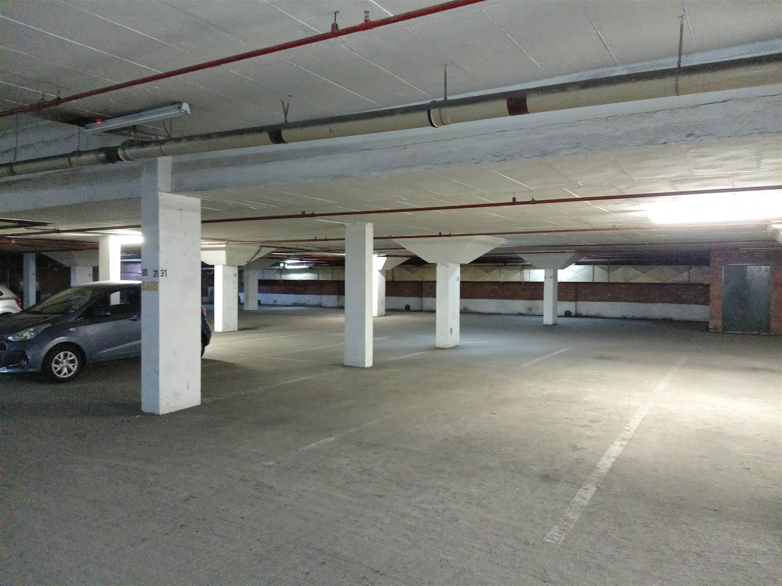 999.6  m² Commercial space in Pinetown Central photo number 23