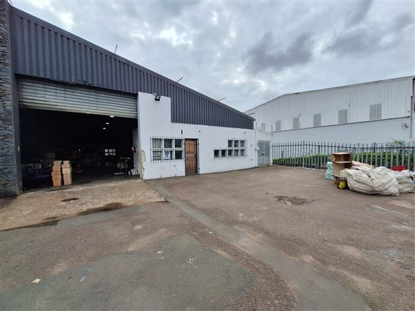 350  m² Industrial space