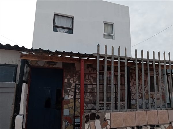 4 Bed House in Delft South