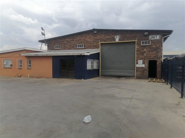 633  m² Industrial space