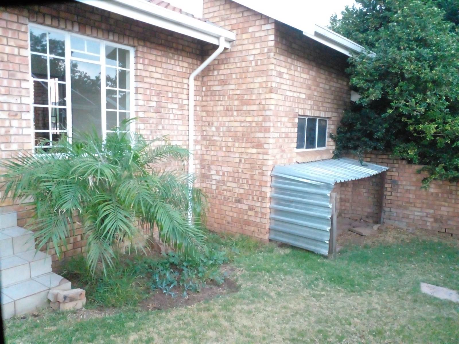 2 Bed House in Centurion CBD photo number 15