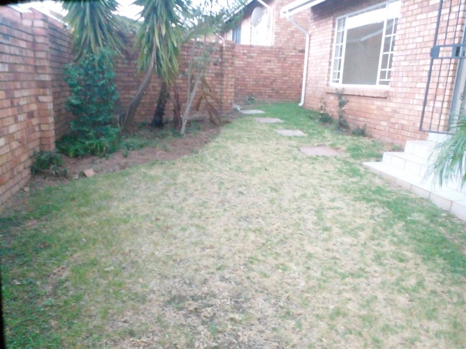 2 Bed House in Centurion CBD photo number 13
