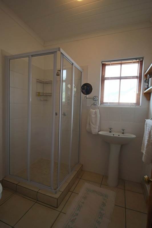 3 Bed House in Montagu photo number 12