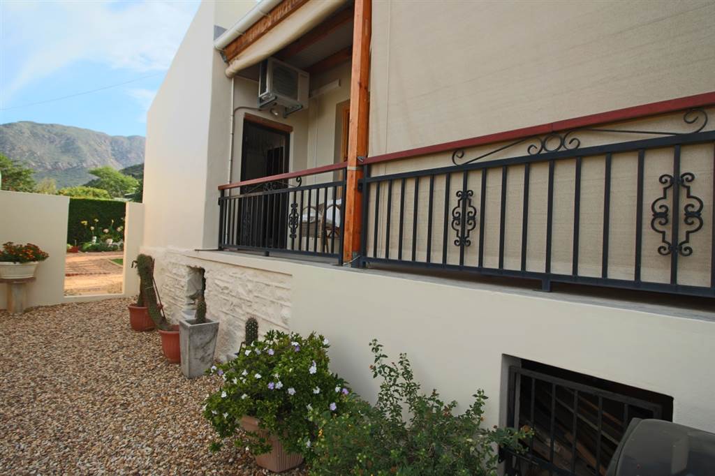 3 Bed House in Montagu photo number 18