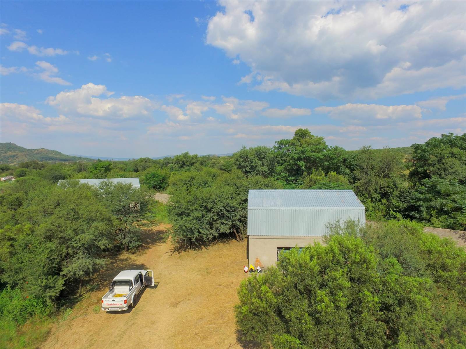 40 ha Land available in Broederstroom photo number 2