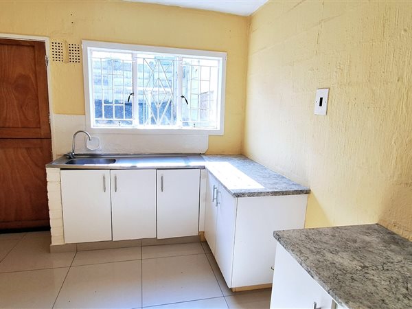 2 Bedroom House 2 Bedroom House