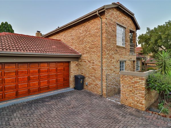 4 Bed Townhouse