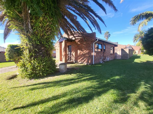 2 Bedroom Townhouse 2 Bedroom Townhouse