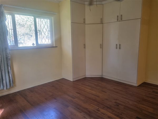 4 Bedroom House 4 Bedroom House