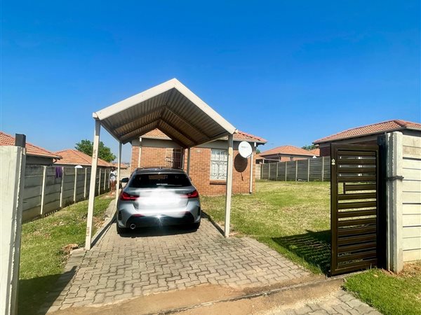 2 Bedroom Townhouse